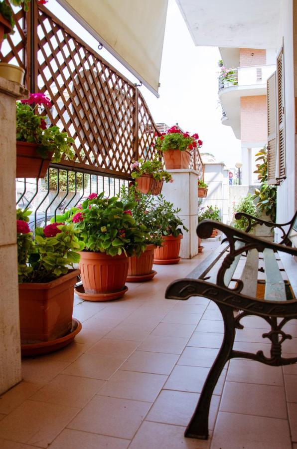 B&B Villa Susanna Чивитавекия Екстериор снимка