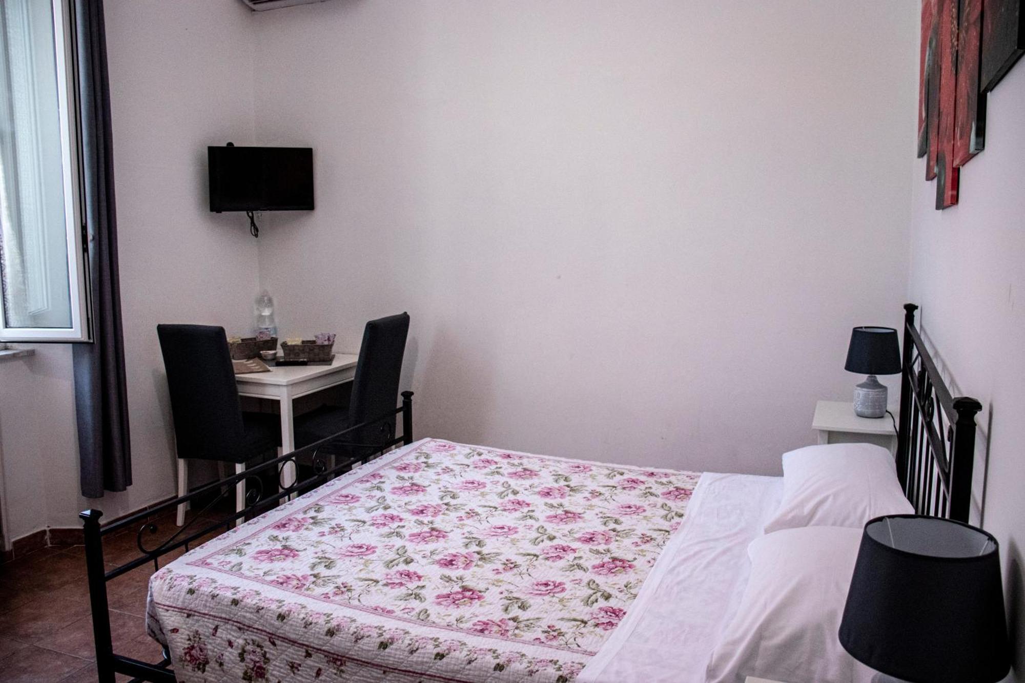 B&B Villa Susanna Чивитавекия Екстериор снимка