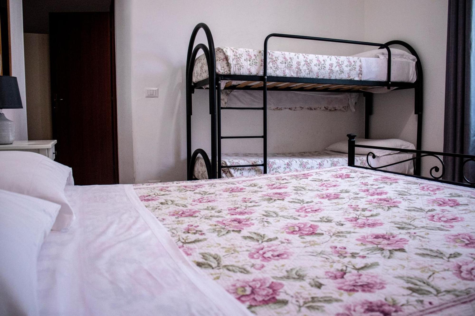 B&B Villa Susanna Чивитавекия Екстериор снимка
